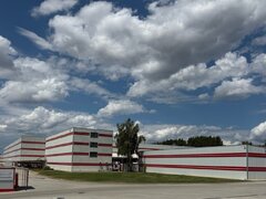 Bulgaria, Sofia, satul Stolnik, comuna Elin Pelin, vanzare baza logistica